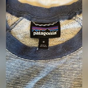 Patagonia sweatshirt size m